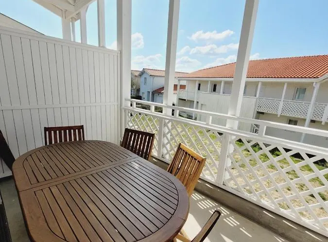 Escapade Ensoleillee *